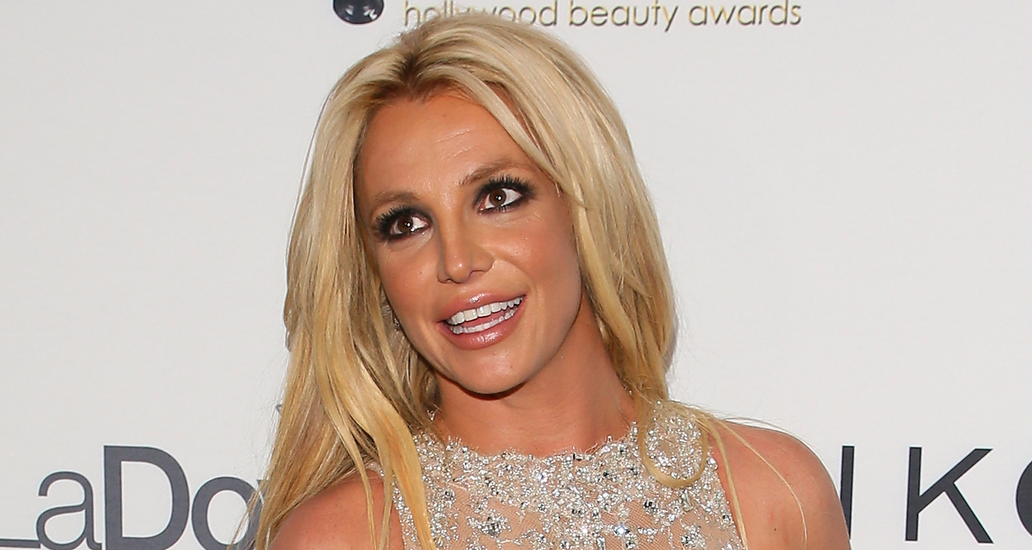 Britney Spears sparkles in naked dress | WHO