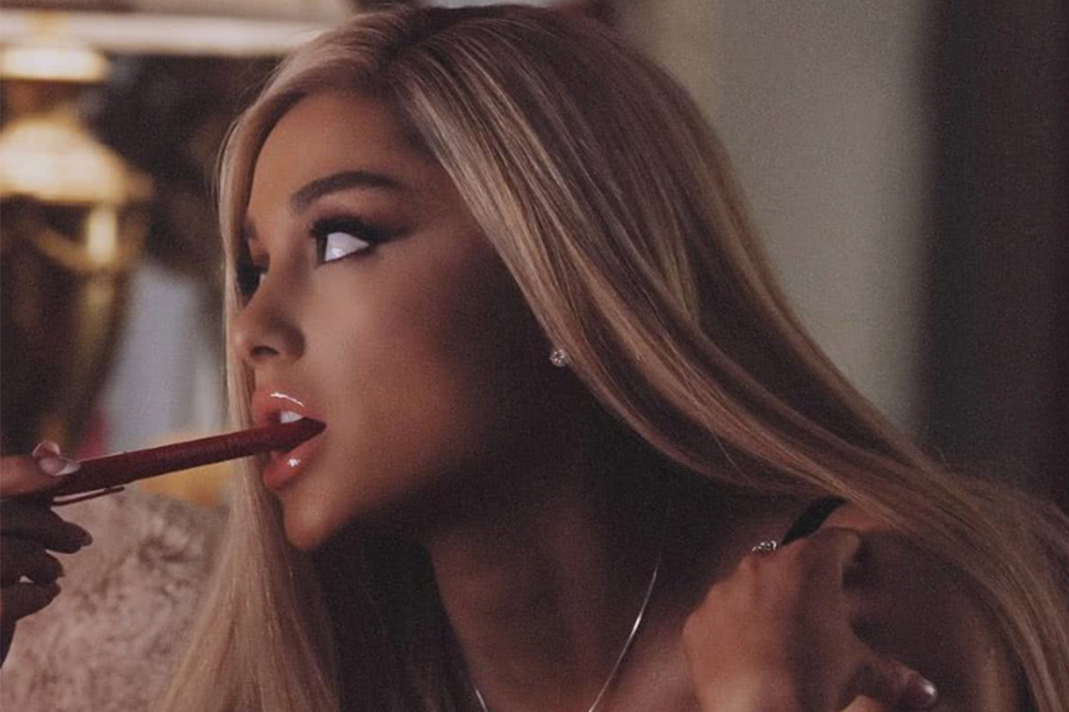 Ariana Grande reveals she wrote record-breaking ‘Thank U Next’ after a ‘rough day in N.Y.C.’