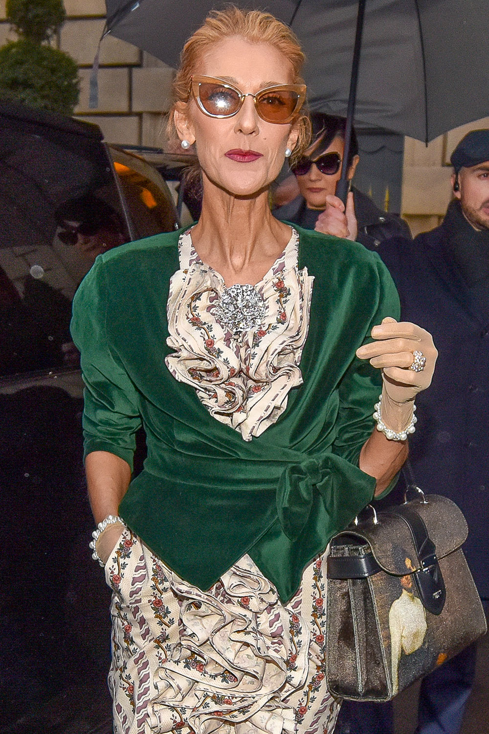 Celine Dion slams criticism over her thin frame | WHO