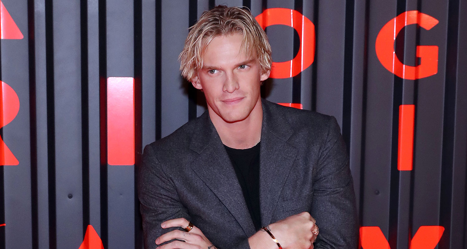 Cody Simpson breaks silence on near nude Instagram photo with Miley Cyrus |  WHO