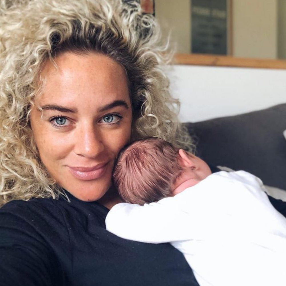 Ash Pollard shares the very first pic of baby Clementine | WHO